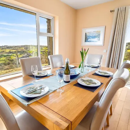 Holiday home Campbells