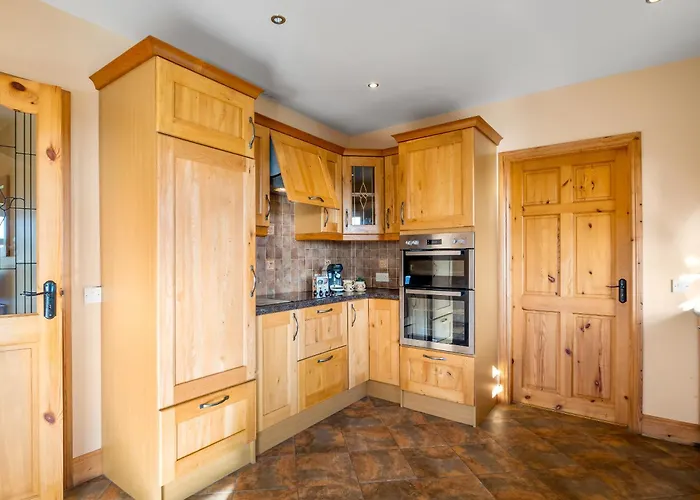 Campbells * Roundstone